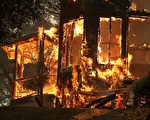 组图：大火焚烧加州著名酒乡 17死180失踪