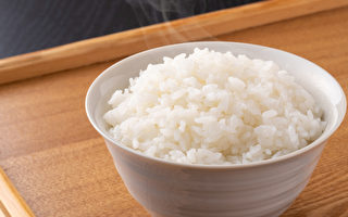 白米饭是很好的养胃食物，可作为主食适当的吃。(Shutterstock)