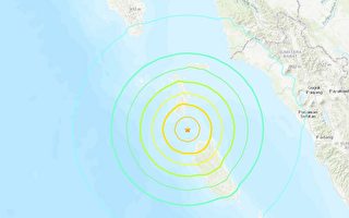 印尼发生7.3级地震 引发海啸警报